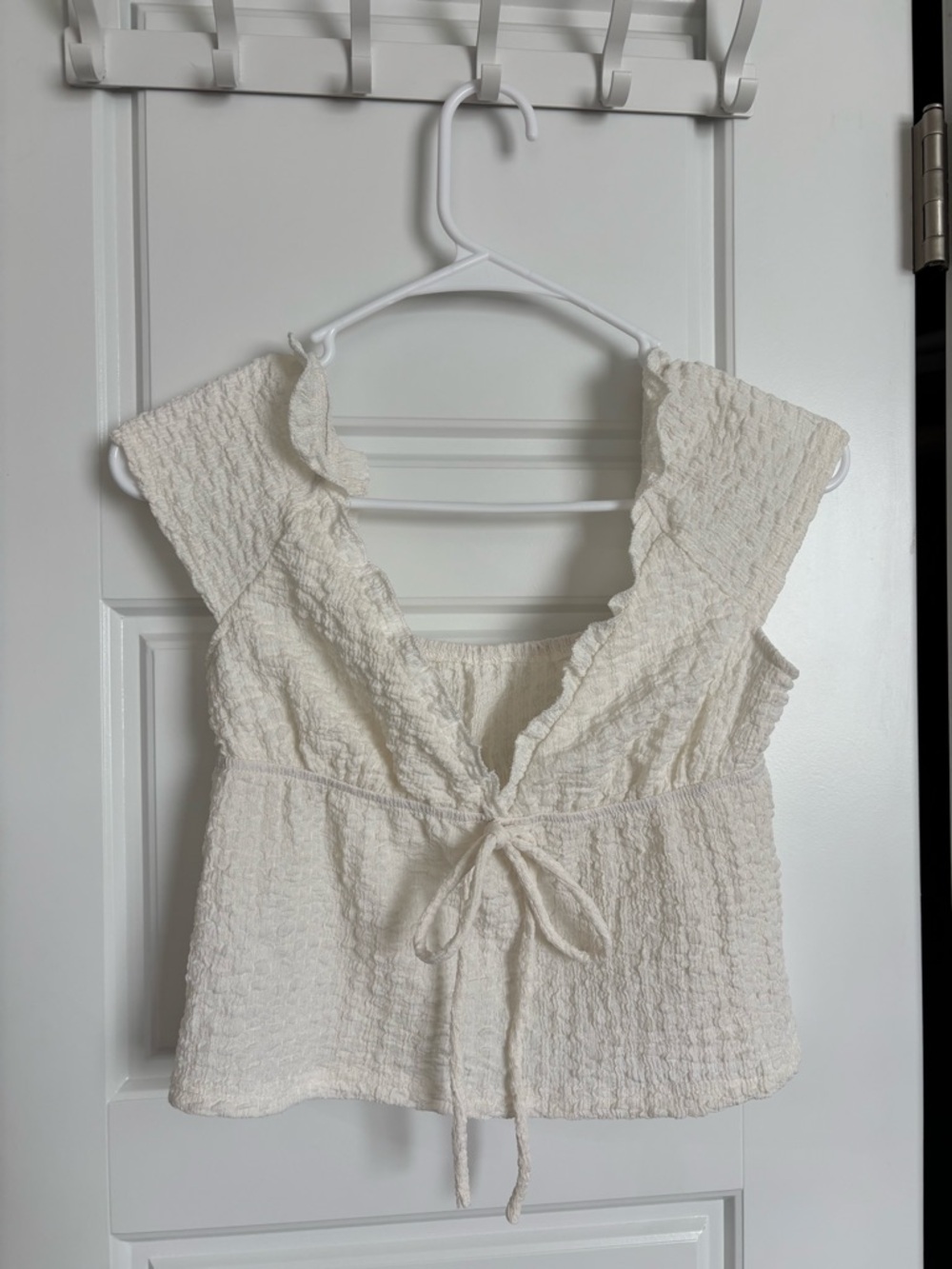 Cream Textured Dainty Shortsleeve Top